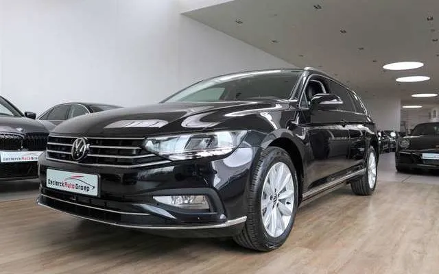 Volkswagen Passat Variant 2.0TDi 150PK DSG*ELEGANCE*NIEUW MO Image 2